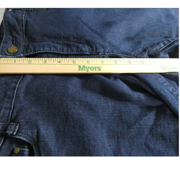 Croft & Barrow Classic Fit Capri Stretch Size 16 Denim Dark Blue 5 Pocket - Picture 6 of 7